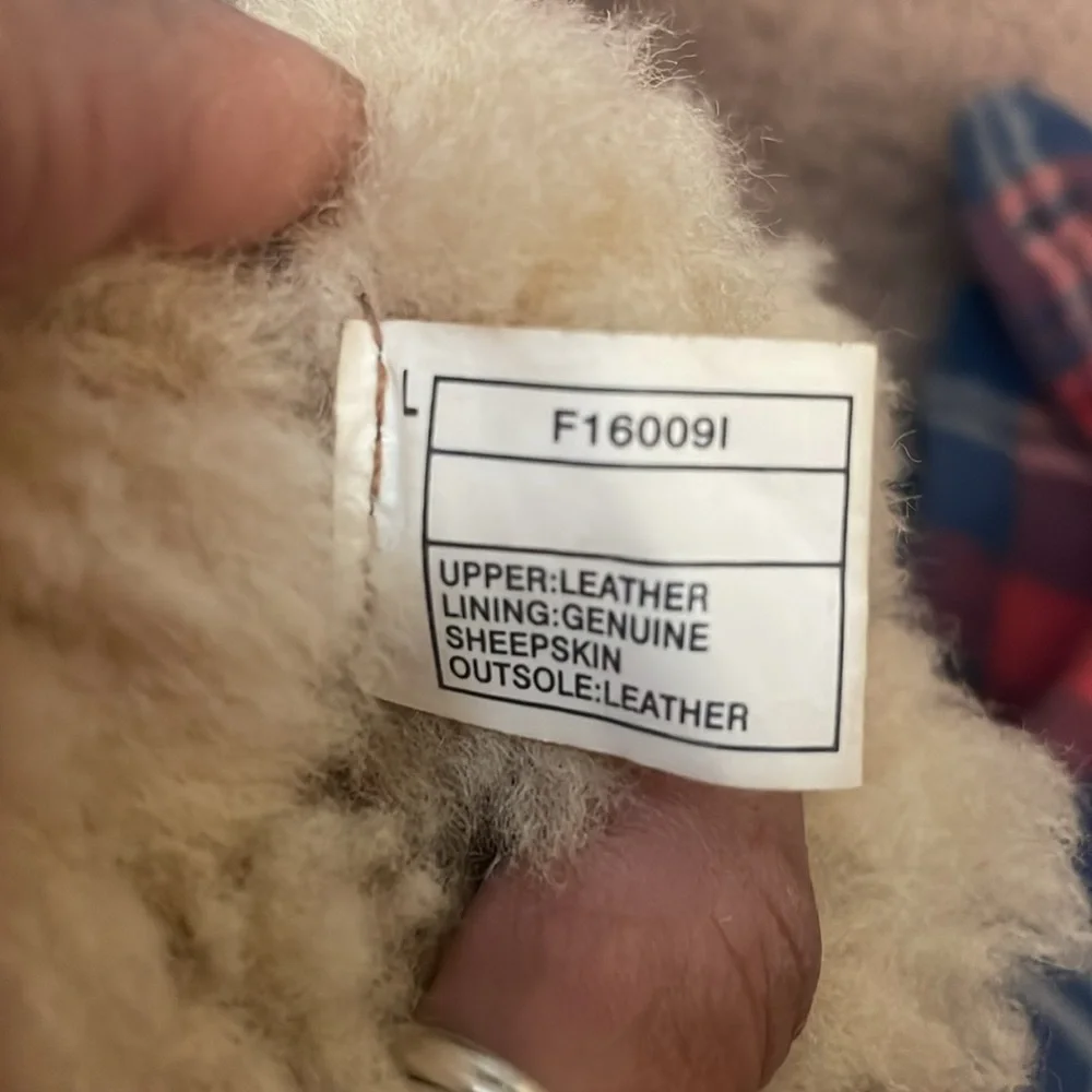 Baby/kids Uggs Medium